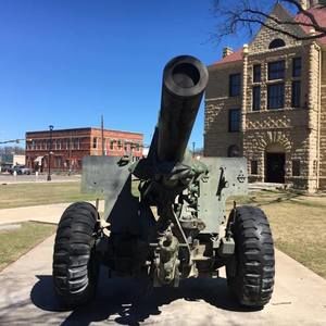 Meet your Posher, Raymond